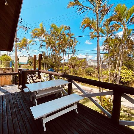 Sea Breeze Vila Onna Exterior foto