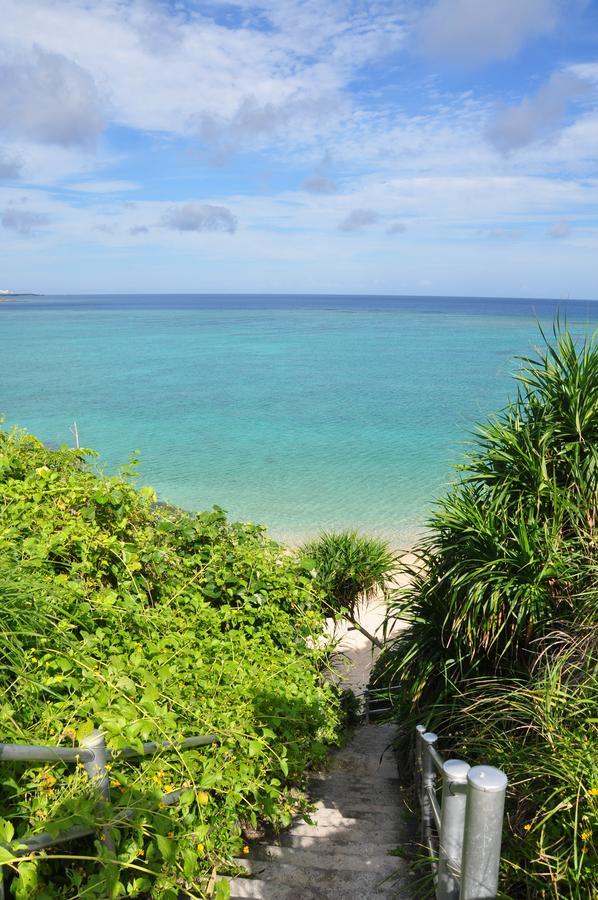 Sea Breeze Vila Onna Exterior foto